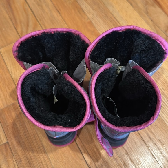 Kamik Kids' Gray and Pink Winter Boots - Picture 5 of 6